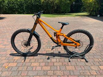 MTB DOWNHILL SCOTT GAMBLER