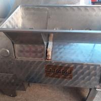 Pigiadiraspatore uva