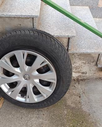 Cerchi in ferro 15 Peugeot 208 