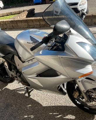 HONDA VFR 800 VTEC ABS super accessoriata