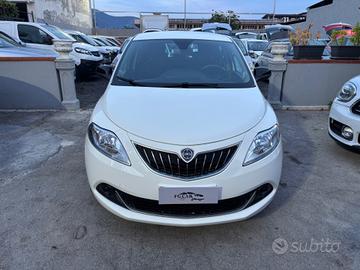 Lancia Ypsilon 1.2 69 CV 5 porte S&S Silver