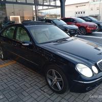 Mercedes-Benz E200 KOMPRESSOR benzina