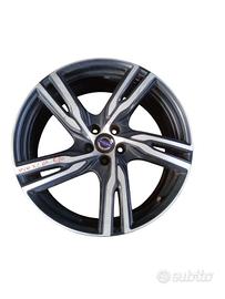 VOLVO XC60 Serie (17>) CERCHIO IN LEGA