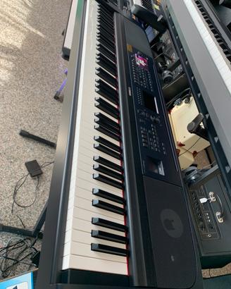 Pianoforte yamaha dgx 670(nuovo)