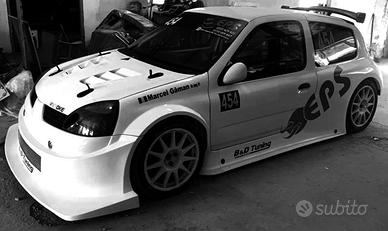 Kit allargamenti in vetroresina Renault Clio Rs 