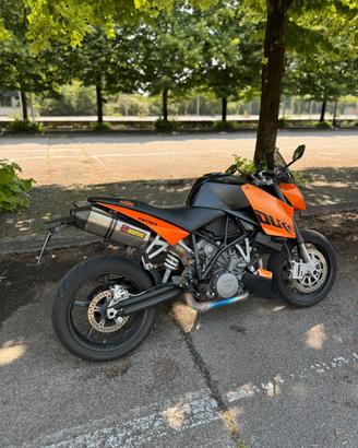 Siperduke 990 a pezzi