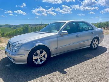 Mercedes E 270