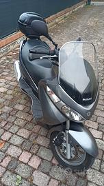 Suzuki Burgman 200