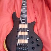 BASSO ELETTRICO 6 CORDE ATTIVO