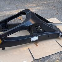 Forcellone Yamaha R1 04/06