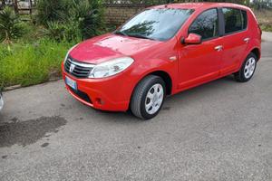 Dacia Sandero 1.4 8V GPL scade nel 2030 Lauréate