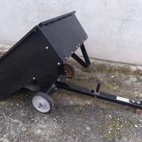 Carrello ribaltabile per trattorino rasaerba