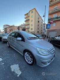 Mercedes-benz B 200 CDI Premium