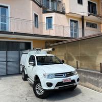Mitsubishi L200 2.5 DI-d Intense Plus 178cv 4 post