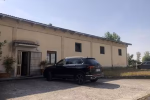 Immobile in asta di 374 m² con 1 locale a Bagnolo 