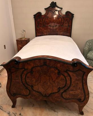 Letto e armadio fine 800 radica di noce