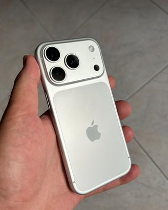 iPhone 17 Pro 256 GB garanzia apple 2027