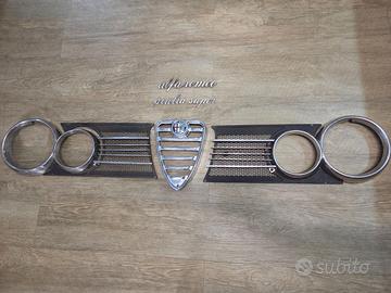 CALANDRA E SCRITTA ALFA ROMEO GIULIA SUPER