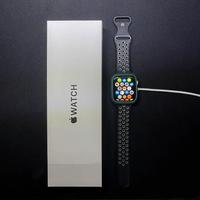 Apple Watch SE (2ª generazione) 44mm