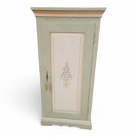 Dispensa provenzale dipinta a mano con fiori