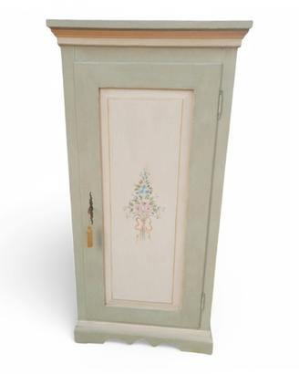 Dispensa provenzale dipinta a mano con fiori