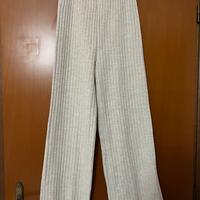 Pantaloni a gamba larga a coste