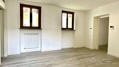 MORTARA CENTRO:AMPIO TRILOCALE RISTRUTTURATO CON A