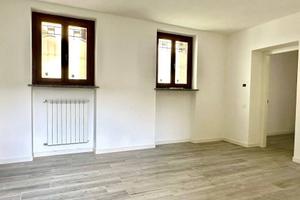 MORTARA CENTRO:AMPIO TRILOCALE RISTRUTTURATO CON A