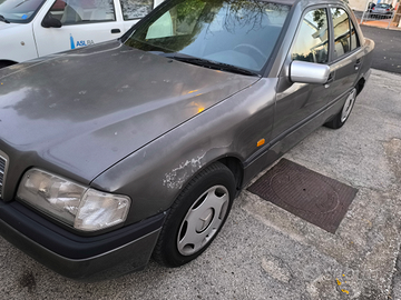 Mercedes C 180 classic