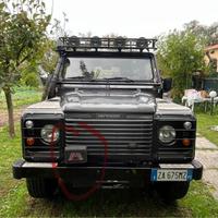 Defender 90 tomb raider