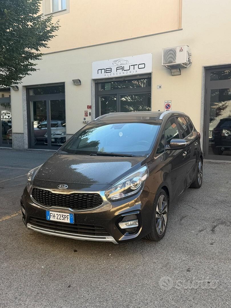 Kia Carens 2017 photo 3