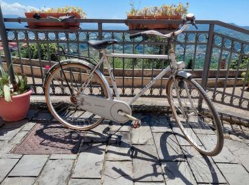 bicicletta corsa e passeggio