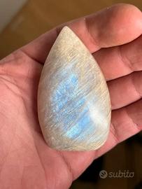 Goccia pietra di luna