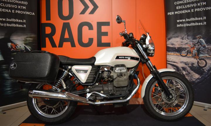 Moto Guzzi V7 CLASSIC FIRST EDITION - TASSO ZERO -