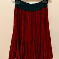 Gonna a balze rosso bordeaux