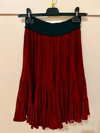 Gonna a balze rosso bordeaux