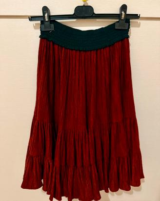 Gonna a balze rosso bordeaux