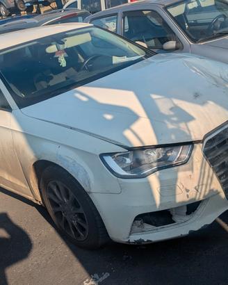 AUDI A 3 2012-2016 1.6 TDI S Tronic 5 Porte