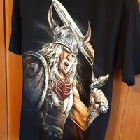 Maglietta T-shirt stampa gothic 