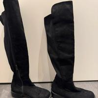 Stivali alti neri in simil camoscio