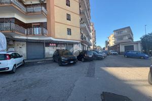 NEGOZIO A MARANO DI NAPOLI