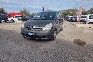 Toyota Corola verso 2.2 diesel