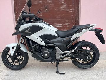 Honda NC750X DCT -2015-