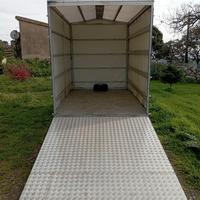 rimorchio auto centinato chiuso