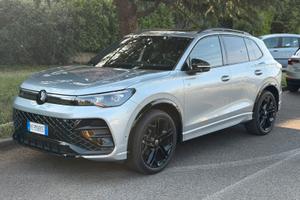 Tiguan R-Line Black Style 1.5 eTSI DSG 150cv