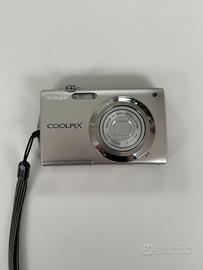 Nikon Coolpix 3000