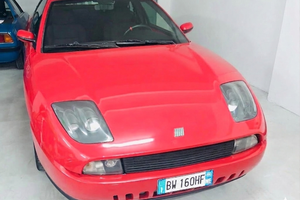 Fiat coupè rosso