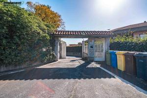 Immobiliare group srls. cannizzaro3vani garage