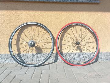 COPPIA DI RUOTE MAVIC AKSIUM (con centratura)