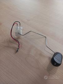 GALLEGGIANTE BENZINA SUZUKI SIXTEEN 125/150 2008